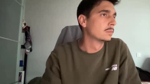 Snapshot of matahavi chatting on March 11, 2025, 4:40 pm Aaron online show from March 11, 2025, 4:40 pm