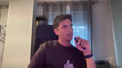 Snapshot of matahavi chatting on September 30, 2025, 5:40 pm Aaron online show from September 30, 2025, 5:40 pm