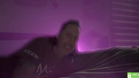 Snapshot of matchingtracksuits chatting on January 27, 2025, 3:07 pm Jer and Kel online show from January 27, 2025, 3:07 pm