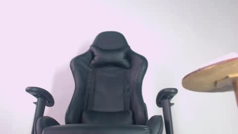 matteo online show from February 20, 2026, 6:52 pm