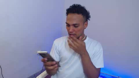 Mateo and Noah online show from February 18, 2026, 7:21 pm