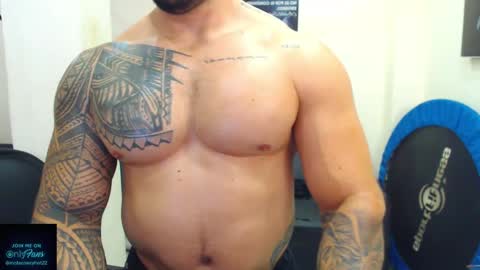 Snapshot of mateosexyhot22 chatting on May 12, 2026, 9:23 pm Mateo online show from May 12, 2026, 9:23 pm