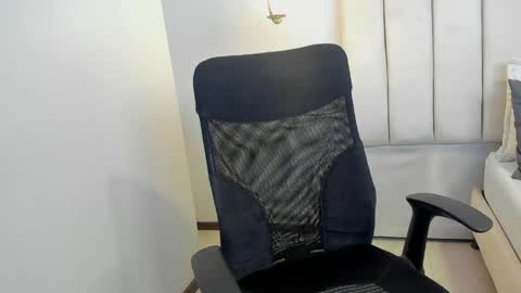 Mateo Zar online show from April 26, 2026, 1:47 am