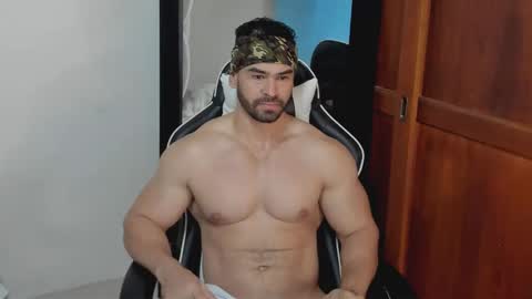 Snapshot of mathews_smith chatting on April 22, 2026, 11:34 am mathews_smith online show from April 22, 2026, 11:34 am