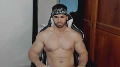 Snapshot of mathews_smith chatting on May 21, 2026, 11:28 am mathews_smith online show from May 21, 2026, 11:28 am