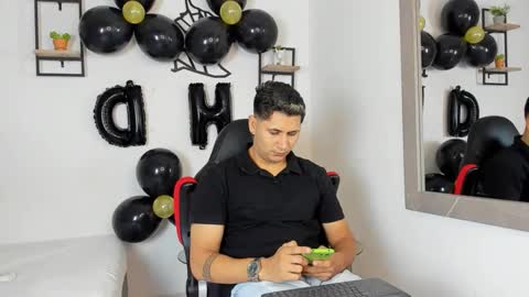 Snapshot of mathias_cocks chatting on September 23, 2025, 4:59 am mathias cocks online show from September 23, 2025, 4:59 am