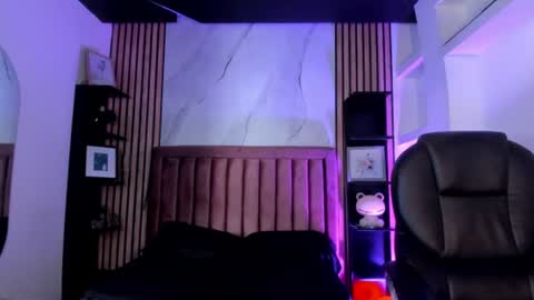 Snapshot of mathias_green chatting on June 23, 2026, 7:12 pm Mathias online show from June 23, 2026, 7:12 pm