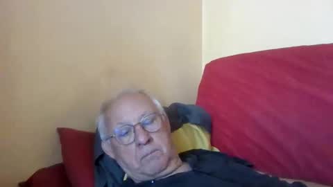 Snapshot of matricule4246 chatting on April 19, 2026, 8:13 am joyaam79 online show from April 19, 2026, 8:13 am