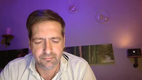 Snapshot of matrike1 chatting on December 20, 2024, 9:39 pm matrike1 online show from December 20, 2024, 9:39 pm