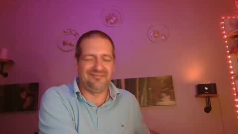 Snapshot of matrike1 chatting on February 14, 2025, 10:14 pm matrike1 online show from February 14, 2025, 10:14 pm