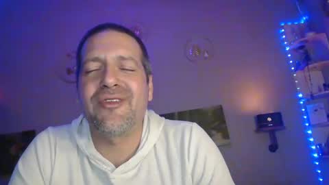 Snapshot of matrike1 chatting on February 22, 2025, 10:31 pm matrike1 online show from February 22, 2025, 10:31 pm