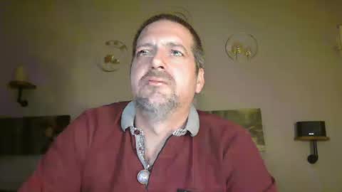 Snapshot of matrike1 chatting on February 25, 2025, 7:14 pm matrike1 online show from February 25, 2025, 7:14 pm