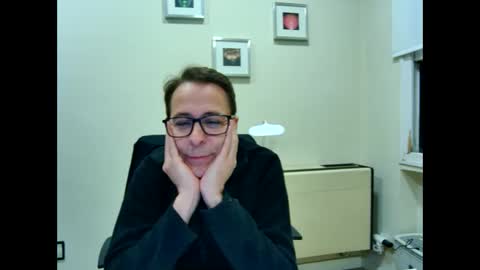 matrixmad online show from November 10, 2025, 6:07 pm