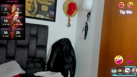 Snapshot of matt_rodriguez92 chatting on April 1, 2026, 9:32 am matt rodriguez92 online show from April 1, 2026, 9:32 am