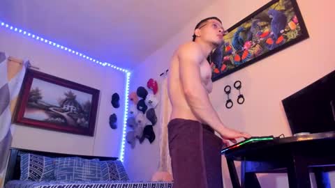 Snapshot of matt_your_master chatting on September 12, 2025, 9:04 pm Master online show from September 12, 2025, 9:04 pm