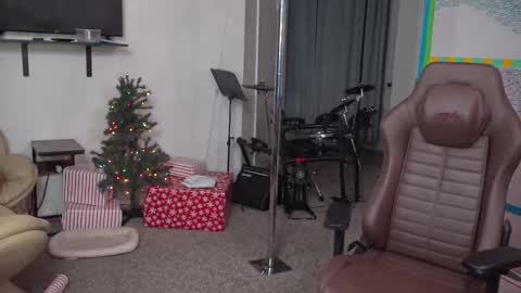 Snapshot of mattcashxxx chatting on December 7, 2024, 2:09 am Matt Cash online show from December 7, 2024, 2:09 am