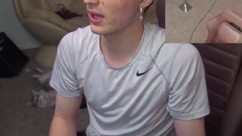 Snapshot of mattcashxxx chatting on January 5, 2025, 5:09 pm Matt Cash online show from January 5, 2025, 5:09 pm