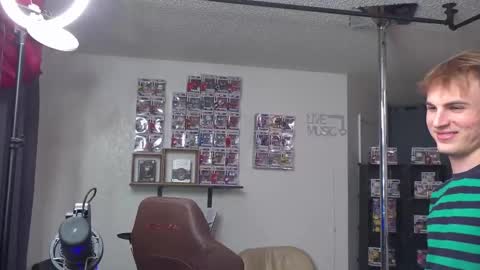 Snapshot of mattcashxxx chatting on March 2, 2025, 2:08 am Matt Cash online show from March 2, 2025, 2:08 am