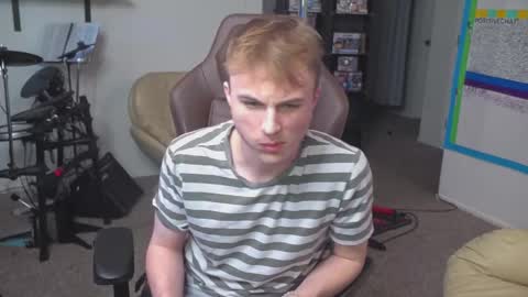 Snapshot of mattcashxxx chatting on March 2, 2025, 5:04 pm Matt Cash online show from March 2, 2025, 5:04 pm