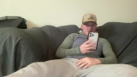 Snapshot of mattdawg13 chatting on February 14, 2026, 5:15 am MattDawg13 online show from February 14, 2026, 5:15 am