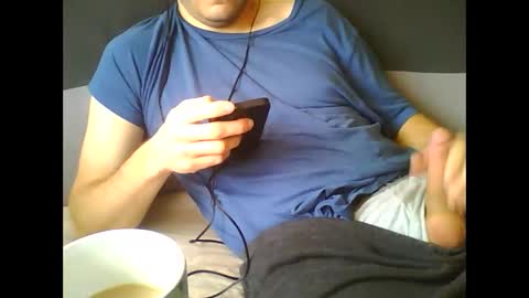 mattek89 online show from December 4, 2024, 8:34 am