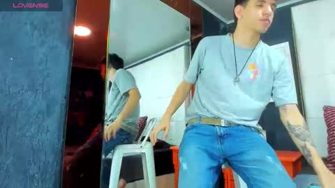 ---Matteo--- online show from September 24, 2025, 4:49 am