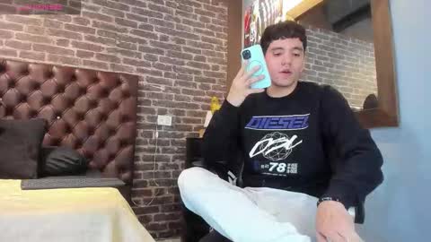 ---Matteo--- online show from October 23, 2025, 3:06 am