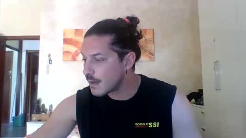 matteushh87 online show from June 4, 2026, 9:04 am