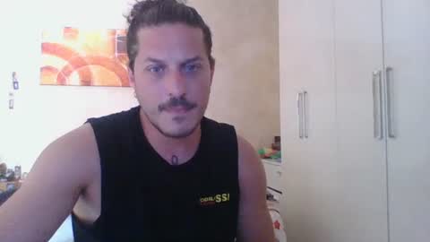 matteushh87 online show from June 26, 2026, 6:51 am
