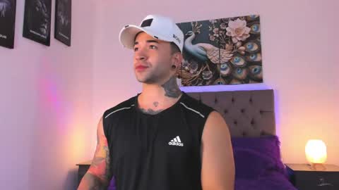 Snapshot of matthew_colee chatting on June 6, 2026, 6:07 am Matthew INDEPENDENT MODEL online show from June 6, 2026, 6:07 am