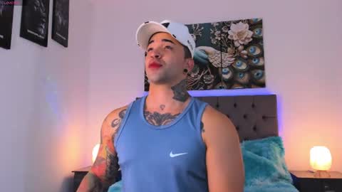 Snapshot of matthew_colee chatting on June 24, 2026, 2:10 am Matthew INDEPENDENT MODEL online show from June 24, 2026, 2:10 am