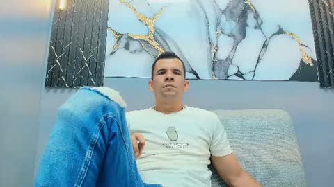 Snapshot of matthew_white2 chatting on June 12, 2026, 7:24 pm Matthew online show from June 12, 2026, 7:24 pm