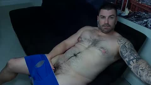 Snapshot of matthiasblues chatting on February 18, 2025, 2:05 am MatthiasBlues online show from February 18, 2025, 2:05 am