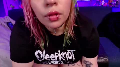 Snapshot of matti_sofia chatting on February 20, 2026, 11:32 am TATIANA AND ROUS online show from February 20, 2026, 11:32 am