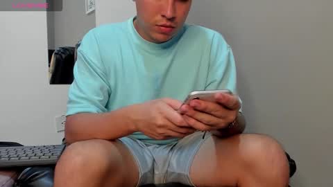 mattiwsmorris_ online show from February 18, 2026, 1:34 am