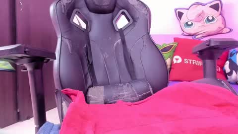 call me mommy online show from December 11, 2024, 3:26 pm