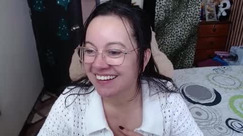 Sonia online show from December 15, 2025, 4:00 pm