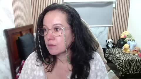 Snapshot of mature_wolf chatting on April 22, 2026, 5:14 pm Sonia online show from April 22, 2026, 5:14 pm