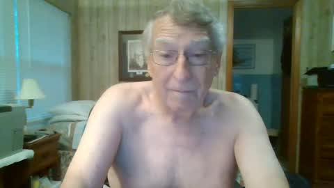 Snapshot of maturecouple1954 chatting on July 10, 2026, 11:02 am SXECPL55 at G mail Dot Com online show from July 10, 2026, 11:02 am