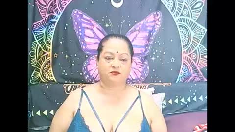 Snapshot of matureindian654u chatting on July 11, 2026, 6:10 pm matureindian654u online show from July 11, 2026, 6:10 pm