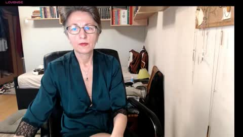 Snapshot of maturekate chatting on September 28, 2025, 6:41 am maturekate online show from September 28, 2025, 6:41 am