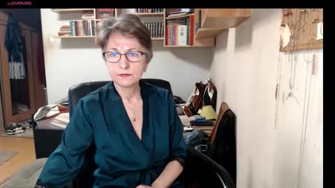Snapshot of maturekate chatting on September 30, 2025, 7:24 am maturekate online show from September 30, 2025, 7:24 am