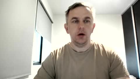 Snapshot of matureontheedge chatting on May 10, 2026, 3:55 am matureontheedge online show from May 10, 2026, 3:55 am