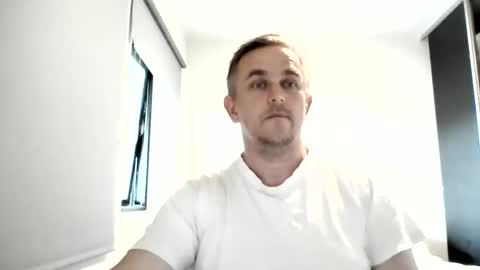 Snapshot of matureontheedge chatting on June 6, 2026, 12:32 pm matureontheedge online show from June 6, 2026, 12:32 pm