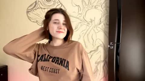 Mari online show from December 17, 2025, 6:30 am