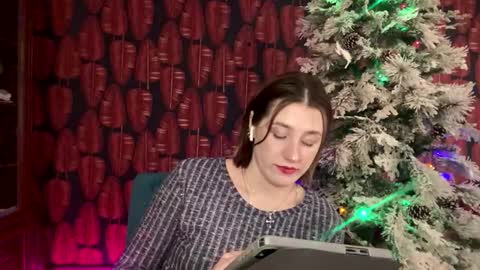 Mari online show from December 23, 2025, 6:22 am