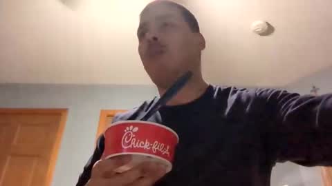 mauricescott online show from April 1, 2026, 2:12 am