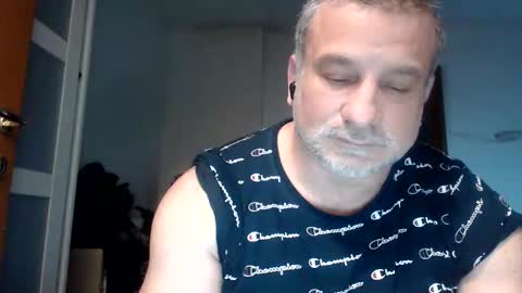 mauro1971 online show from March 7, 2026, 10:40 pm