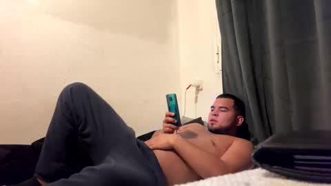 mauroo2025 online show from January 29, 2025, 10:22 pm