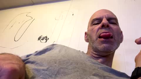 maverick7000 online show from February 4, 2025, 4:48 am